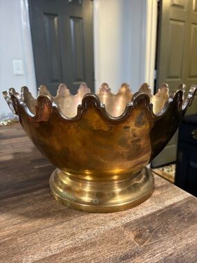 Brass Scalloped Decorative Bowl/Planter